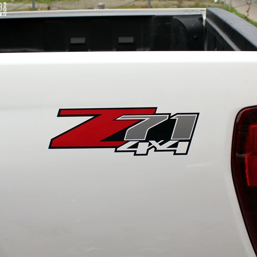 Calcomanías Z71 4X4 Clásicas – Par Izquierdo y Derecho